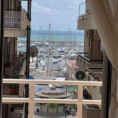 Appartamento Sul Porto Nettuno Eksteriør bilde